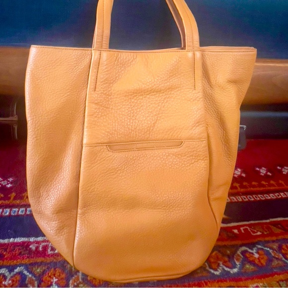 Hobo Apricot Brown Leather Bucket Bag - Picture 2 of 9